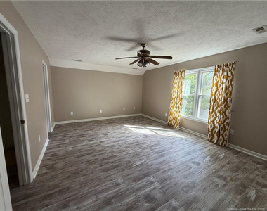 637 Spy Glass Drive - Photo Thumbnail 22