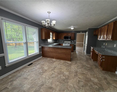 637 Spy Glass Drive - Photo Thumbnail 3