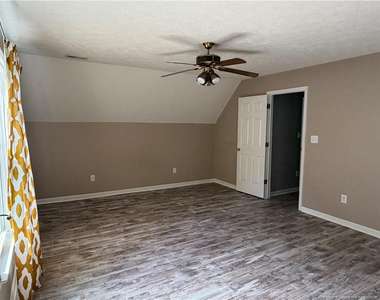 637 Spy Glass Drive - Photo Thumbnail 23