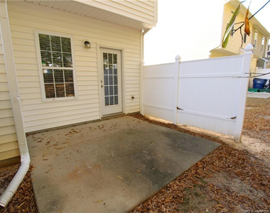 3921 Volkswalk Place - Photo Thumbnail 31