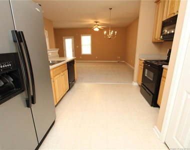 3921 Volkswalk Place - Photo Thumbnail 11