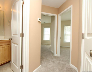 3921 Volkswalk Place - Photo Thumbnail 12