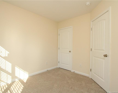 3921 Volkswalk Place - Photo Thumbnail 24
