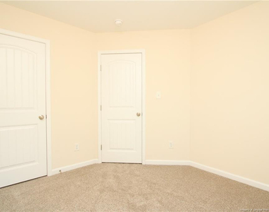 3921 Volkswalk Place - Photo Thumbnail 23