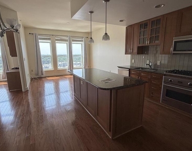12500 Park Potomac Avenue - Photo Thumbnail 7