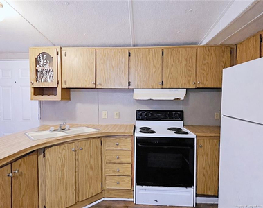 826 Rembrandt Drive - Photo Thumbnail 9