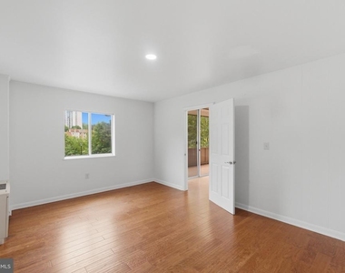 7505 Democracy Boulevard - Photo Thumbnail 5