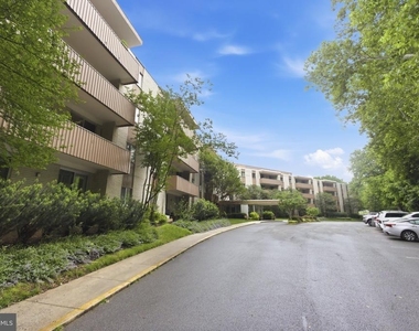 7505 Democracy Boulevard - Photo Thumbnail 8