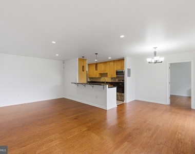 7505 Democracy Boulevard - Photo Thumbnail 3