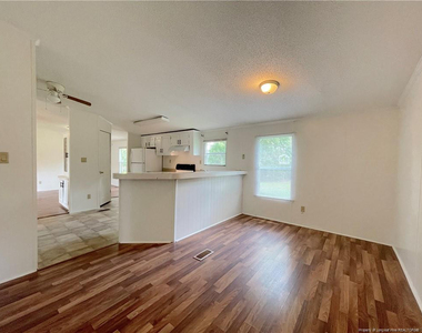 424 Washington Lane - Photo Thumbnail 14