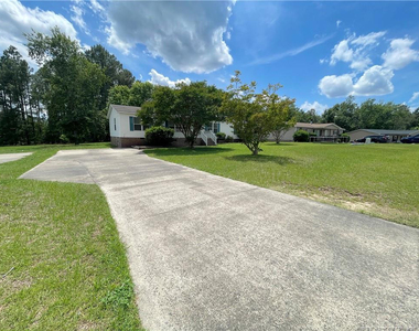 424 Washington Lane - Photo Thumbnail 1
