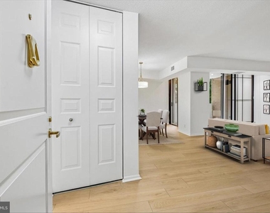 4601 N Park Avenue - Photo Thumbnail 2