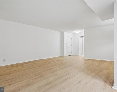 4601 N Park Avenue - Photo Thumbnail 13