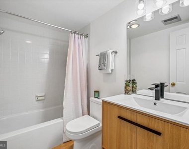 4601 N Park Avenue - Photo Thumbnail 26