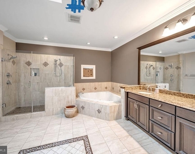 5306 Bradley Boulevard - Photo Thumbnail 19