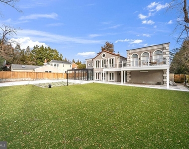 5306 Bradley Boulevard - Photo Thumbnail 29