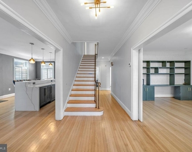 5306 Bradley Boulevard - Photo Thumbnail 10