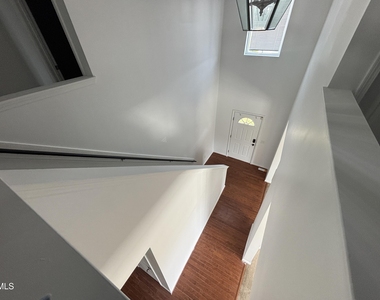 101 Red Bird Drive - Photo Thumbnail 24