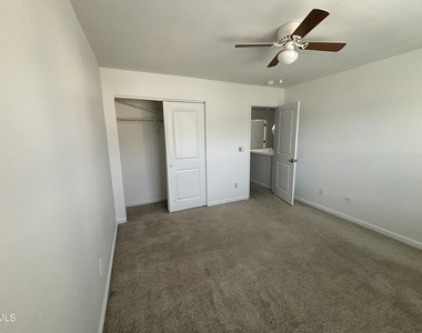 101 Red Bird Drive - Photo Thumbnail 26