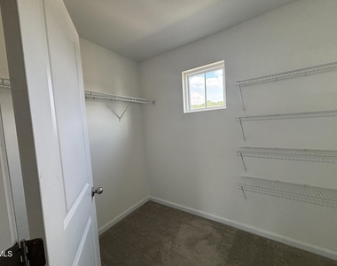 101 Red Bird Drive - Photo Thumbnail 38