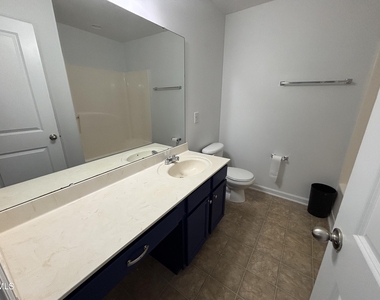 101 Red Bird Drive - Photo Thumbnail 27