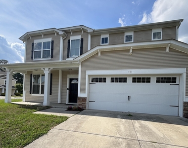 101 Red Bird Drive - Photo Thumbnail 6