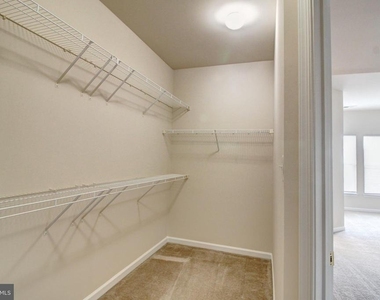 9394 Penrose Street - Photo Thumbnail 24