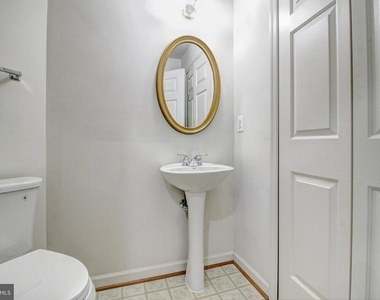 9394 Penrose Street - Photo Thumbnail 16