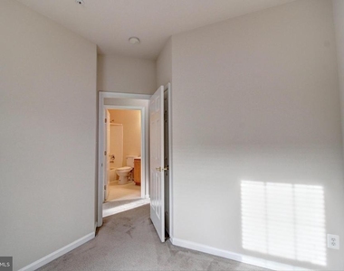9394 Penrose Street - Photo Thumbnail 26