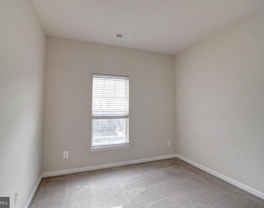 9394 Penrose Street - Photo Thumbnail 27