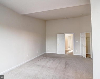 9394 Penrose Street - Photo Thumbnail 22