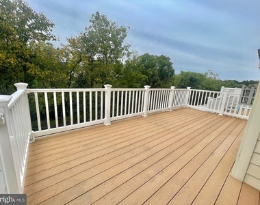 3514 Tabard Lane - Photo Thumbnail 14