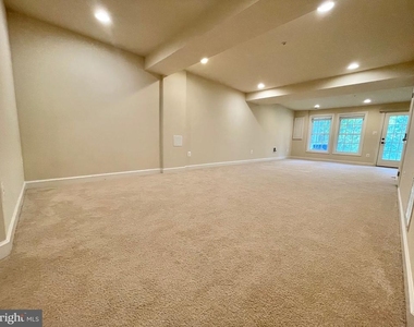 3514 Tabard Lane - Photo Thumbnail 29