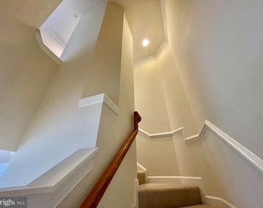 3514 Tabard Lane - Photo Thumbnail 15