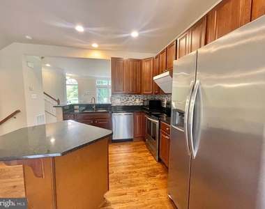3514 Tabard Lane - Photo Thumbnail 5