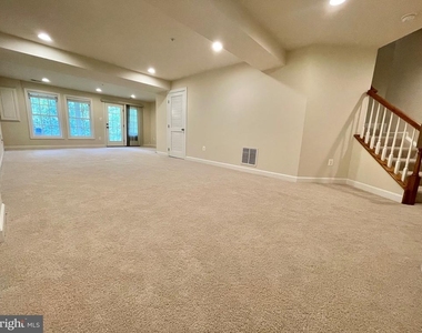 3514 Tabard Lane - Photo Thumbnail 28