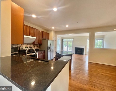 3514 Tabard Lane - Photo Thumbnail 2