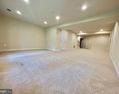 3514 Tabard Lane - Photo Thumbnail 25