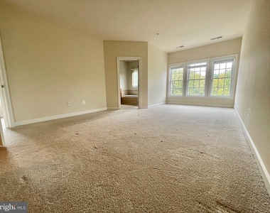 3514 Tabard Lane - Photo Thumbnail 17