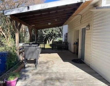 3041 Carpenter Upchurch Road - Photo Thumbnail 15