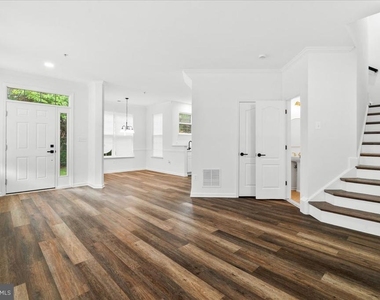 116 Whiskey Creek Cir - Photo Thumbnail 8