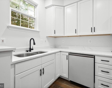 116 Whiskey Creek Cir - Photo Thumbnail 11