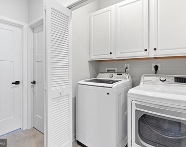 5927 Pecking Stone St - Photo Thumbnail 15