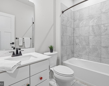 5927 Pecking Stone St - Photo Thumbnail 14