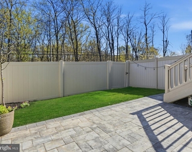 5927 Pecking Stone St - Photo Thumbnail 22