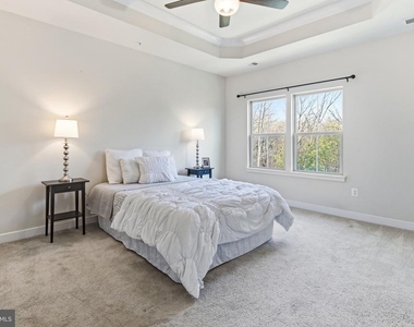 5927 Pecking Stone St - Photo Thumbnail 9