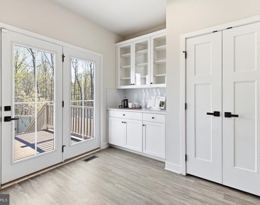 5927 Pecking Stone St - Photo Thumbnail 6