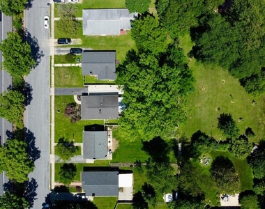 606 Apple Avenue - Photo Thumbnail 35