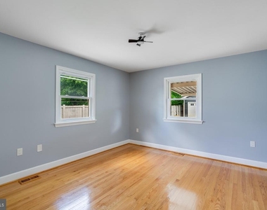 606 Apple Avenue - Photo Thumbnail 9