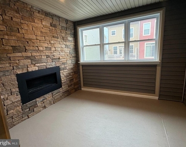 8711 Shady Pines Drive - Photo Thumbnail 14